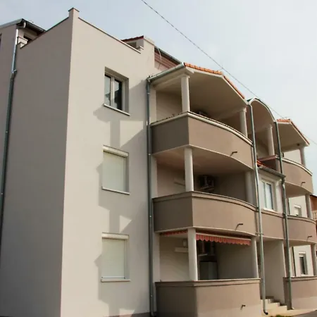 Apartments Dubravka Medulin Exterior photo